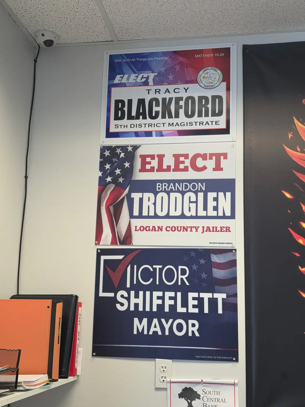 Custom campaign signs
